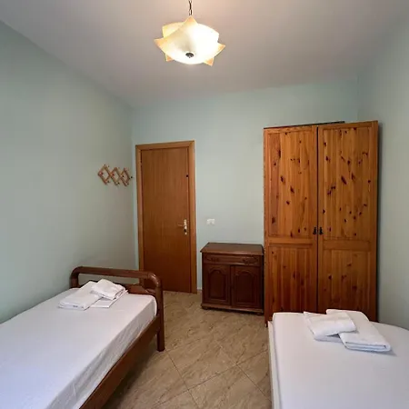 Beachfront Nita Apartment